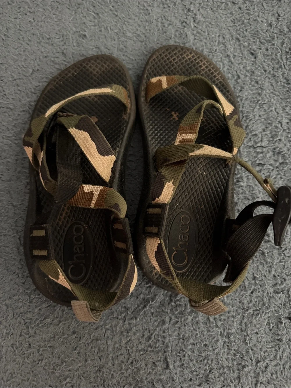 Chaco Kids Camo Strap Sandals in Black and Green